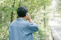 好きな音楽を自由に思う存分聴ける…サブスクに対して、CD世代の親は？　写真はイメージです（健二 中村/stock.adobe.com）