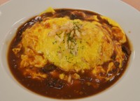 人気を博すふわとろのオムライス