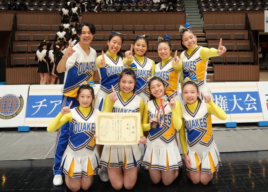 チアフルダンス演技競技 シニア部門 優勝
目白大学同短期大学部
