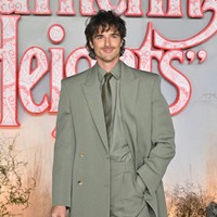 シャネルのフレグランスの新たな顔に起用されたジェイコブ・エロルディ