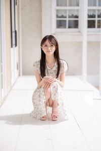 泉ももか写真集『恋心』（撮影：上野 勇、税込4400円、発行・発売：大洋図書）