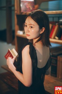 江籠裕奈（提供／週刊SPA!編集部　撮影／岡本武志　ヘアメイク／円谷歩美　スタイリング／筒井葉子（PEACEMONKEY））