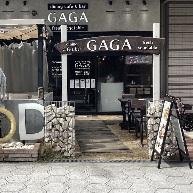 店舗正面入り口（提供）