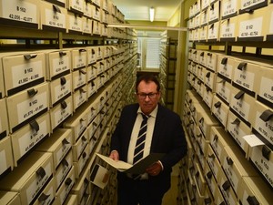 ナチ犯罪追及の「司令塔」センター　ドイツの過去克服へ、容疑者の特定を目指した60年