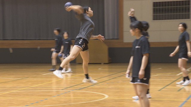 香川銀行シラソル香川の練習　高松市香川総合体育館