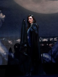 「未来へのOne　Step！」の和央ようか