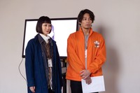 「偏向報道」のワンシーン