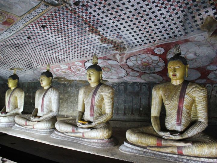 ダンブッラ黄金寺院