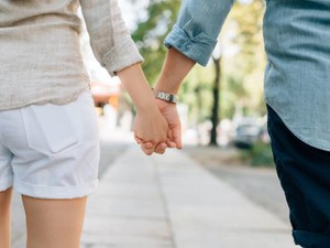 綺麗なドレスを着たいから、結婚もいいかも。結婚に夢続ける私