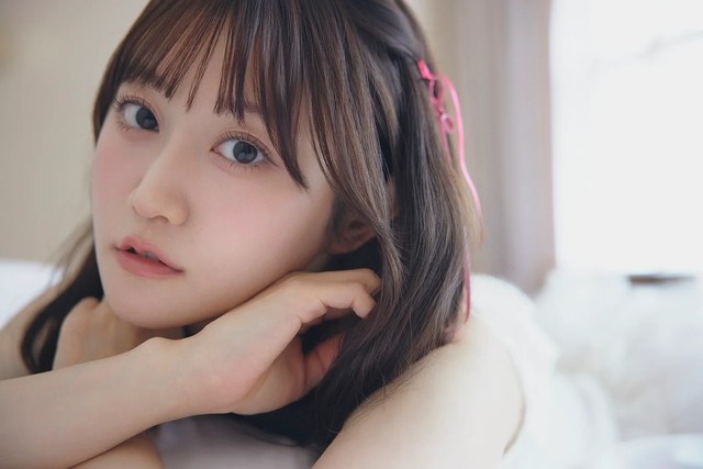 小倉唯さんの写真集「ゆいとぴあ」（撮影：山本絢子）