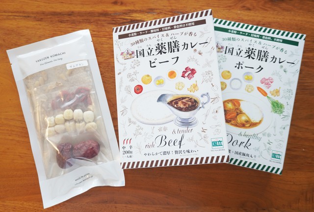 自宅で参鶏湯が作れるキットや、薬膳レトルトカレー