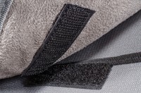 アウターによく使われている「マジックテープ」※画像はイメージです（Michael Tieck/stock.adobe.com）