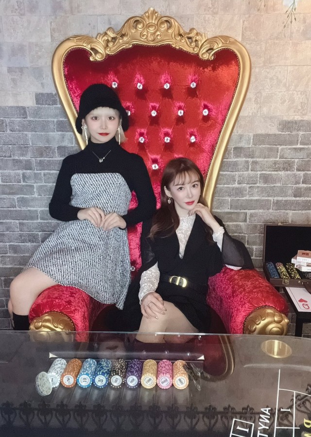 現在も時間があれば一緒に買い物やご飯に行くくらい仲良し！