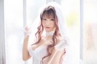 ヤングアニマルWeb（白泉社）に登場した「えなこ」＝撮影・フジシロタカノリ