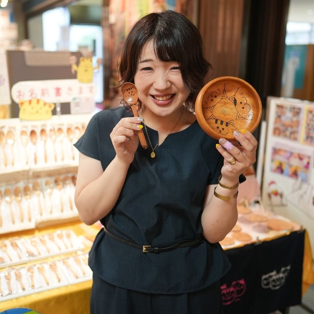 yuki.aさん。６月２３日、福岡市内で開催された「どうらくいちば」にて