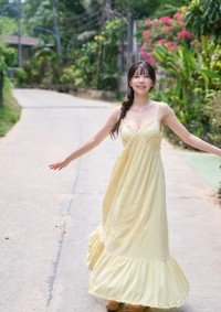七瀬ななデジタル写真集「もっとみつめて。」© 中村和孝／集英社