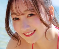 愛森ちえさんのデジタル写真集『帰ってきたえちえちえ〜前編〜』（BREEZE GIRLS)