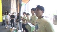JR岡山駅前で募金活動