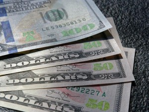 学費事情で感じた政治との距離感。私たちの生活とは別物のように遠い