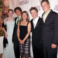 マーティン・ショート（左から2人目）