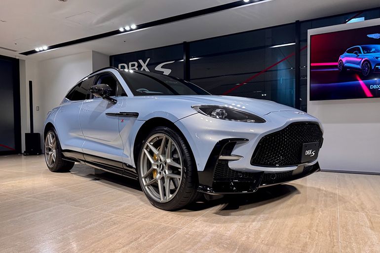往年の名車からスポーティーな最新モデルまで アストンマーティンの