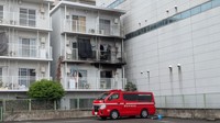 【速報】4階建てのアパート1室が焼ける　40代女性が救急搬送　高松市