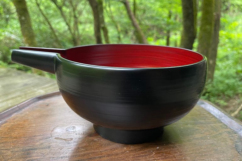 塗師・赤木明登さんが生む「輪島塗」の柔らかな美 ブルネロ クチネリ