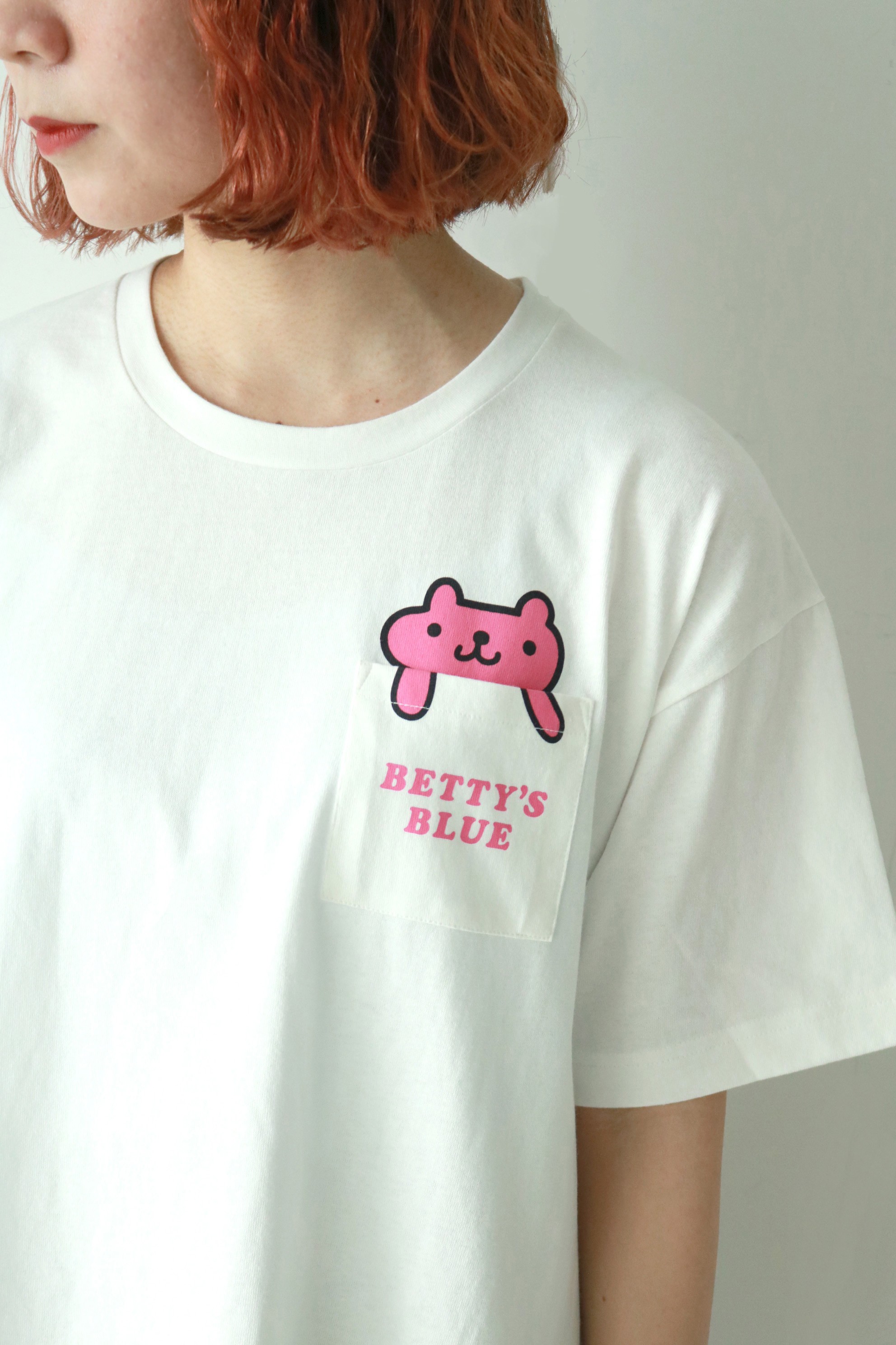 BETTY'S BLUE 落書きエイミーTシャツ BETTY'S BLUE べティーズブルー Mサイズ Tシャツ エイミーちゃん 半袖