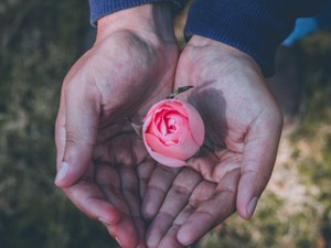 言葉で心と人は動くから。「アナウンサーになる」と自分に宣言する