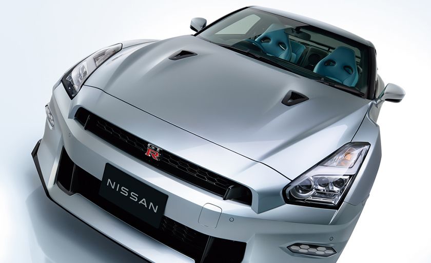絶版品★ニッサン NISSAN GT-R R35 型系車車体修復要領書 生産終了をむかえた日産GT-R 色あせない名車の記憶 | 朝日新聞デジタル