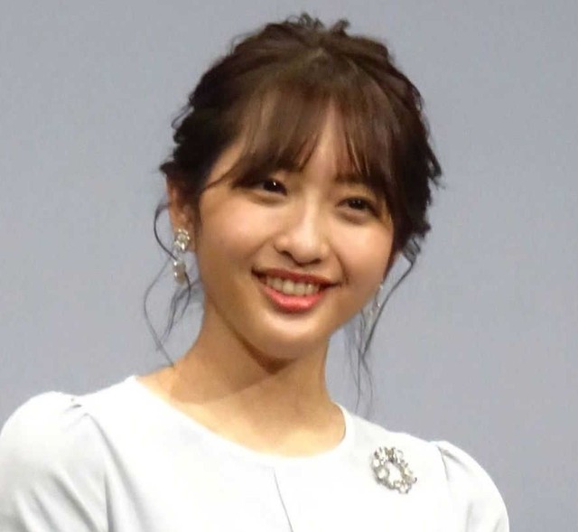 藤本万梨乃アナウンサー＝2022年