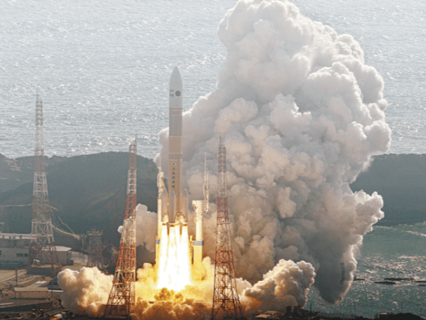 H3「最強型」7号機打ち上げ ｜ 朝日小学生新聞 | 朝日中高生新聞