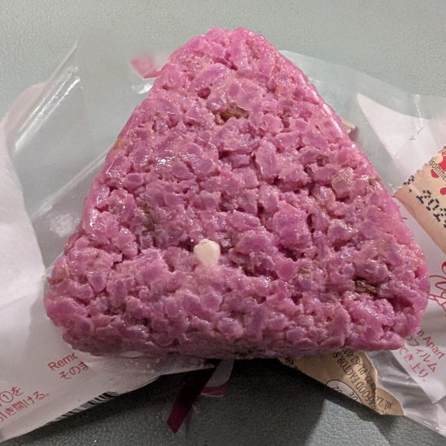 フィルム包装をはがすと…（ulalaさん提供）