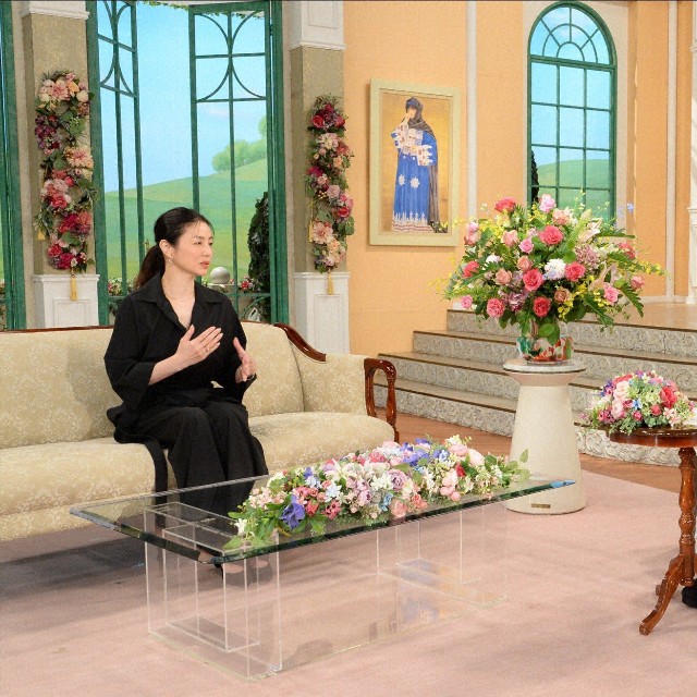 「徹子の部屋」    黒柳徹子(右)、井川遥＝テレビ朝日提供