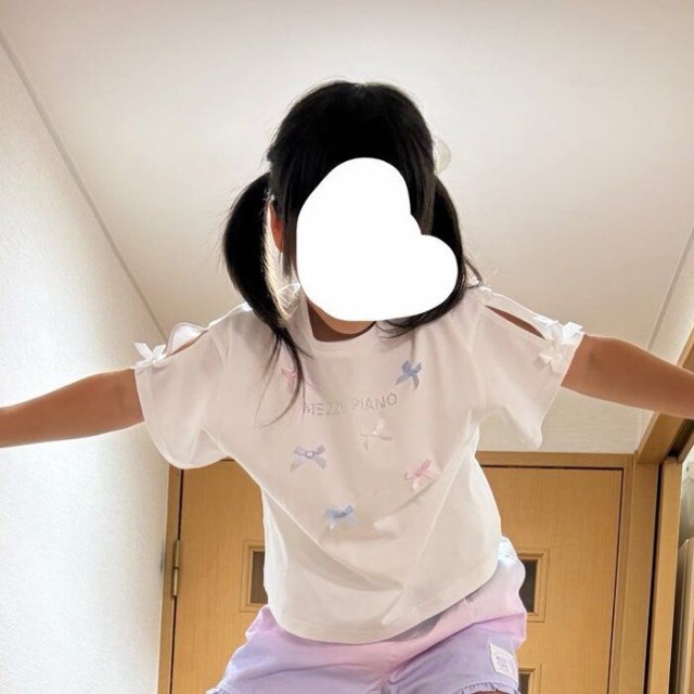壁をつたって天井近くまで到達／投稿主さん提供＝画像をトリミングしています