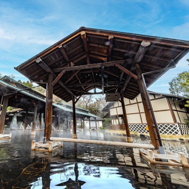 スパリゾートハワイアンズにある大露天風呂（提供）