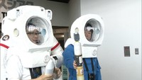 子どもたちが宇宙について楽しみながら学ぶイベントが開かれる　香川・高松市