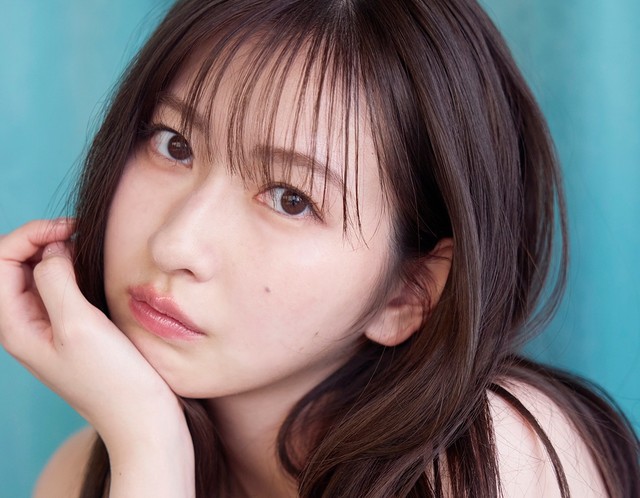 『植村あかりフォトブック ふたたび』（©KADOKAWA/撮影：佐野円香）