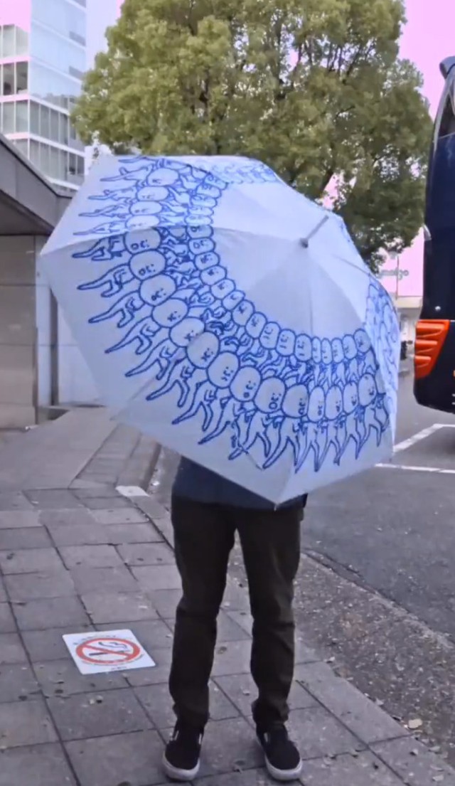 続いて逆方向に回します／木佐貫洋平さん（@LimbaTrip）提供