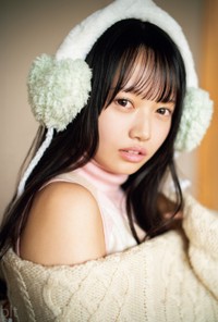 「blt graph.vol.113」（東京ニュース通信社）の予約特典で入手可能なAKB48・花田藍衣のポストカード