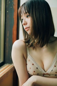 「FLASH」（26年6月23日発売号）に登場した小池里奈ⓒ光文社／週刊FLASH（写真・三瓶康友）