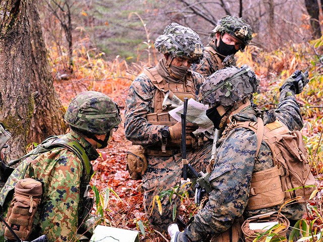 入手困難　アメリカ海兵隊軍楽隊　セレクション５枚組 入手困難 アメリカ海兵隊軍楽隊 セレクション5枚組 - メルカリ