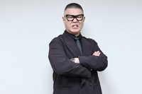 映画『正直不動産』に出演するシソンヌ・長谷川忍（撮影：磯部正和）