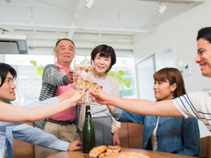 特別受益に時効はある？　古い生前贈与を持ち戻し計算したいときの注意点を弁護士が解説