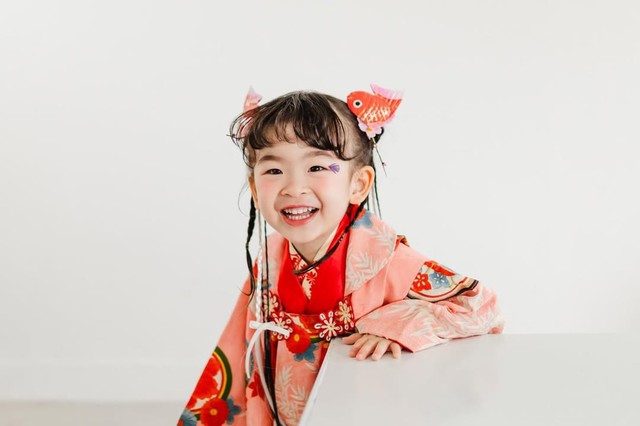 3歳の七五三フォト。病気と向き合いながらも元気に過ごすあおいちゃん（提供：@ayapyono5o4さん）
