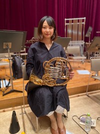 神奈川フィルハーモニー管弦楽団の首席ホルン奏者、坂東裕香さん（楽団公式Xから）
