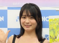 20代最後のカレンダー発売記念イベントの星名美津紀さん
