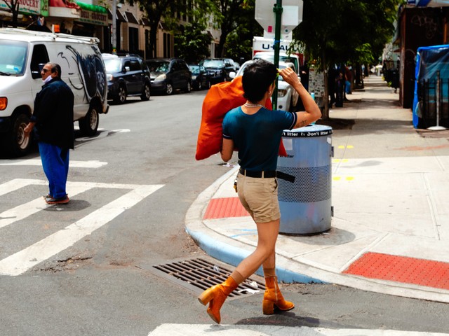 コロナ禍で消えたハイヒール 再び求め始めた女性たち 朝日新聞globe