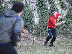 フランス生まれ、手でボールを打つ野球「ベースボール5」　ユース五輪にも採用