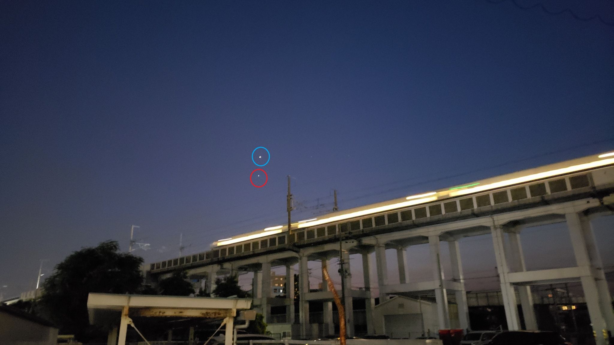 金星と木星がほぼ“上下に並ぶ” 天体ショー 岡山で撮影 | KSBニュース